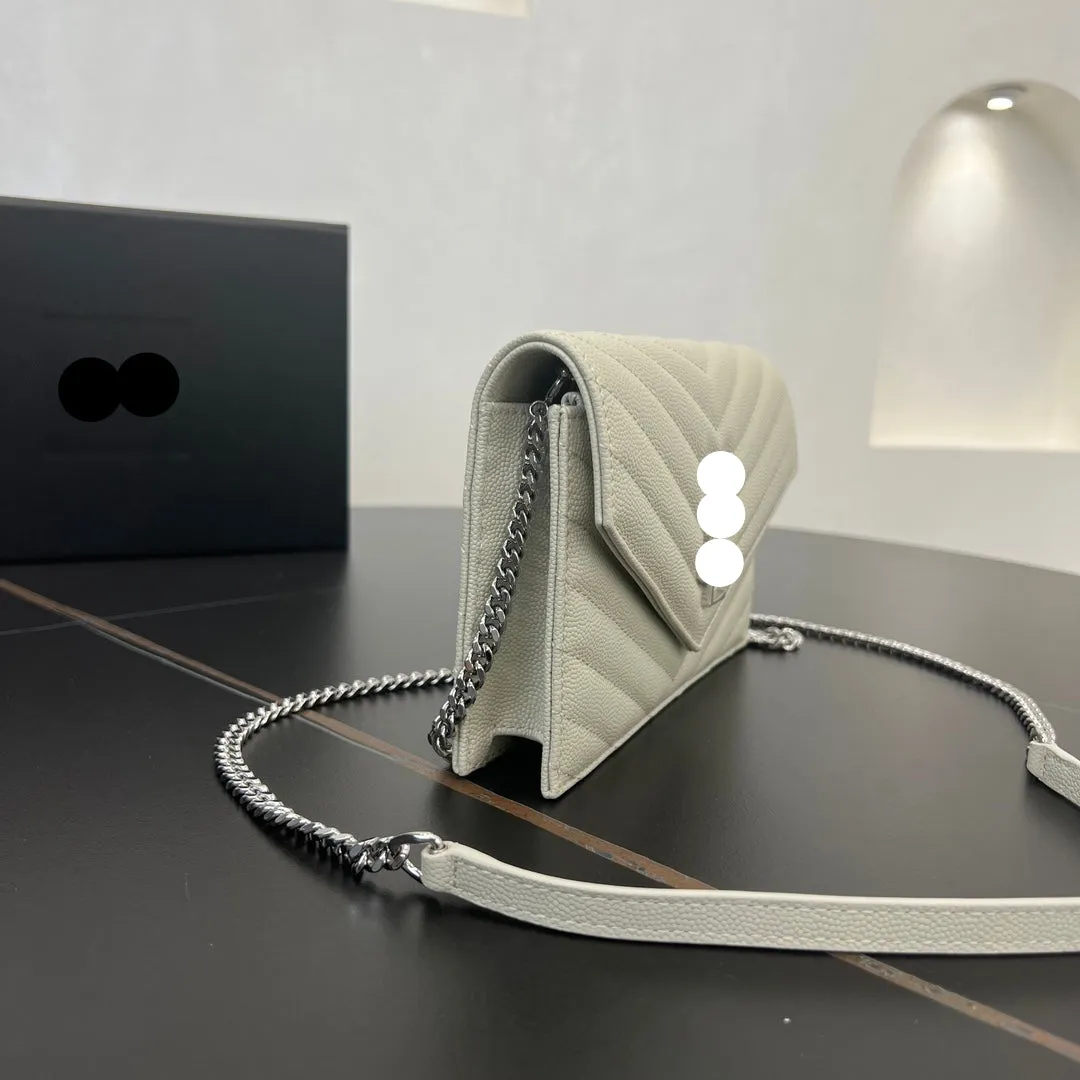 19cm Milk Silver Chain Ball Pattern Leather Envelope Package 393953