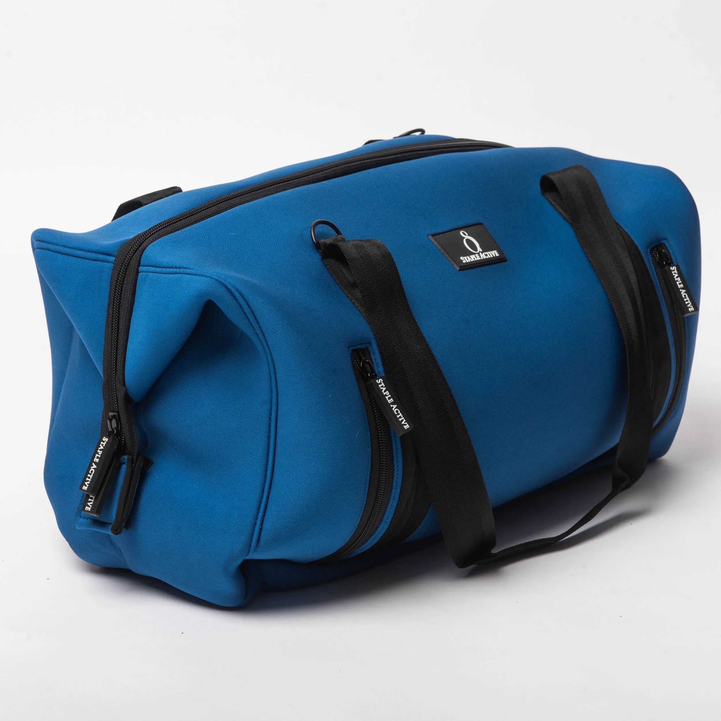 Captivate Gym Bag (Navy)