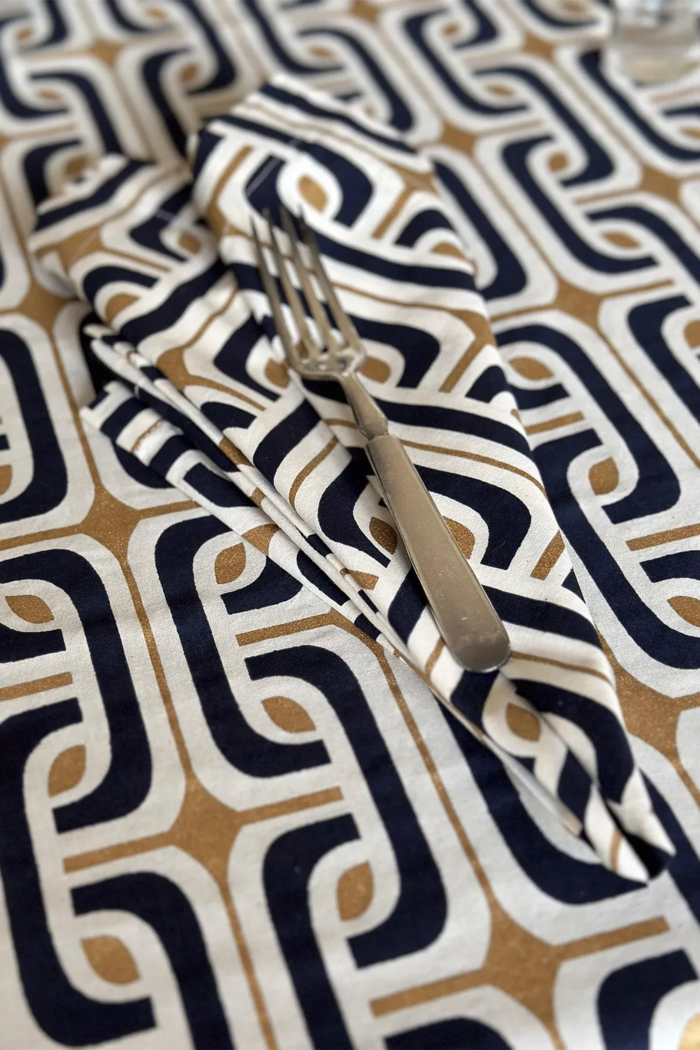 Cotton Napkin Set in Super 1965 Navy and Gold