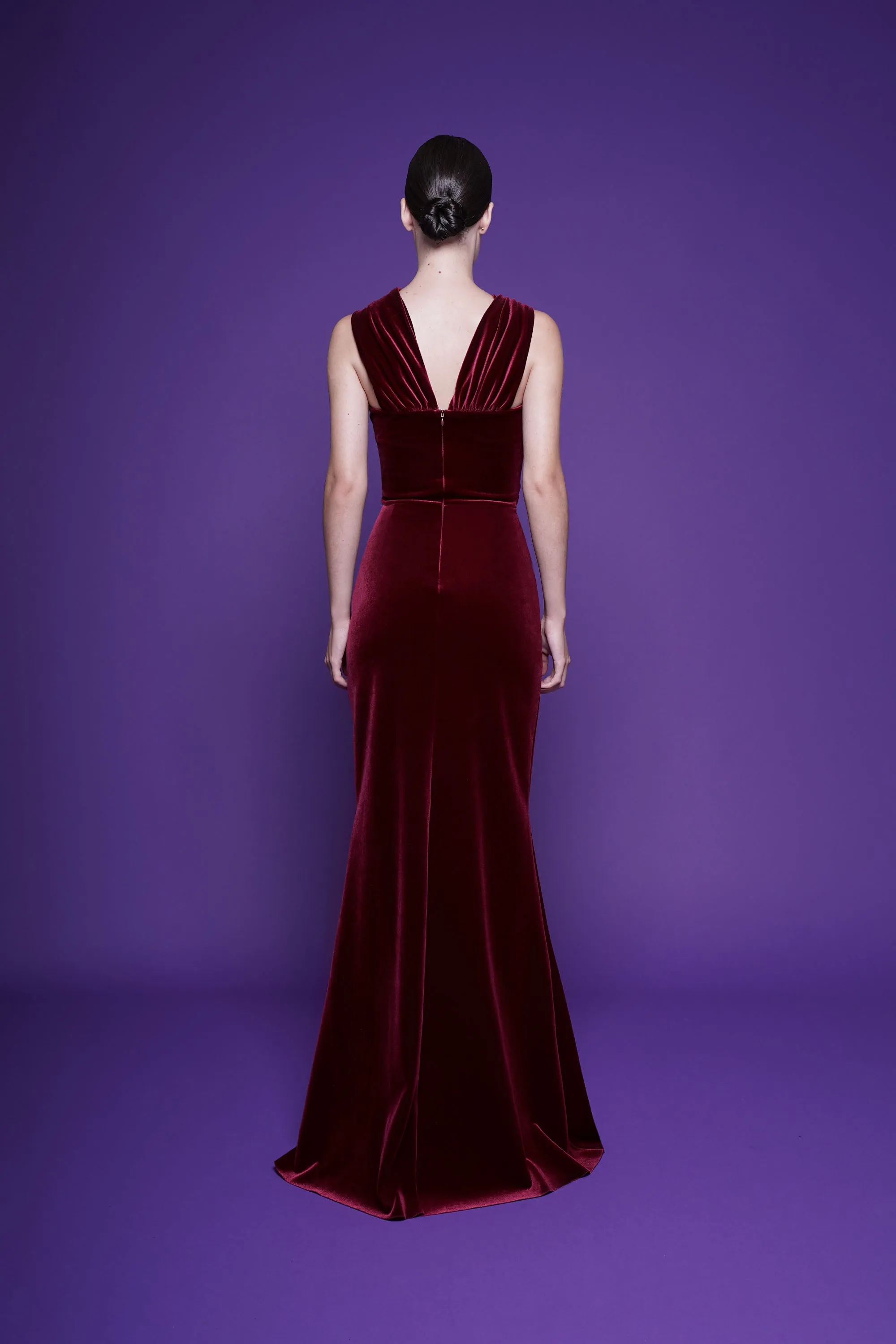 DATAI VELVET GOWN