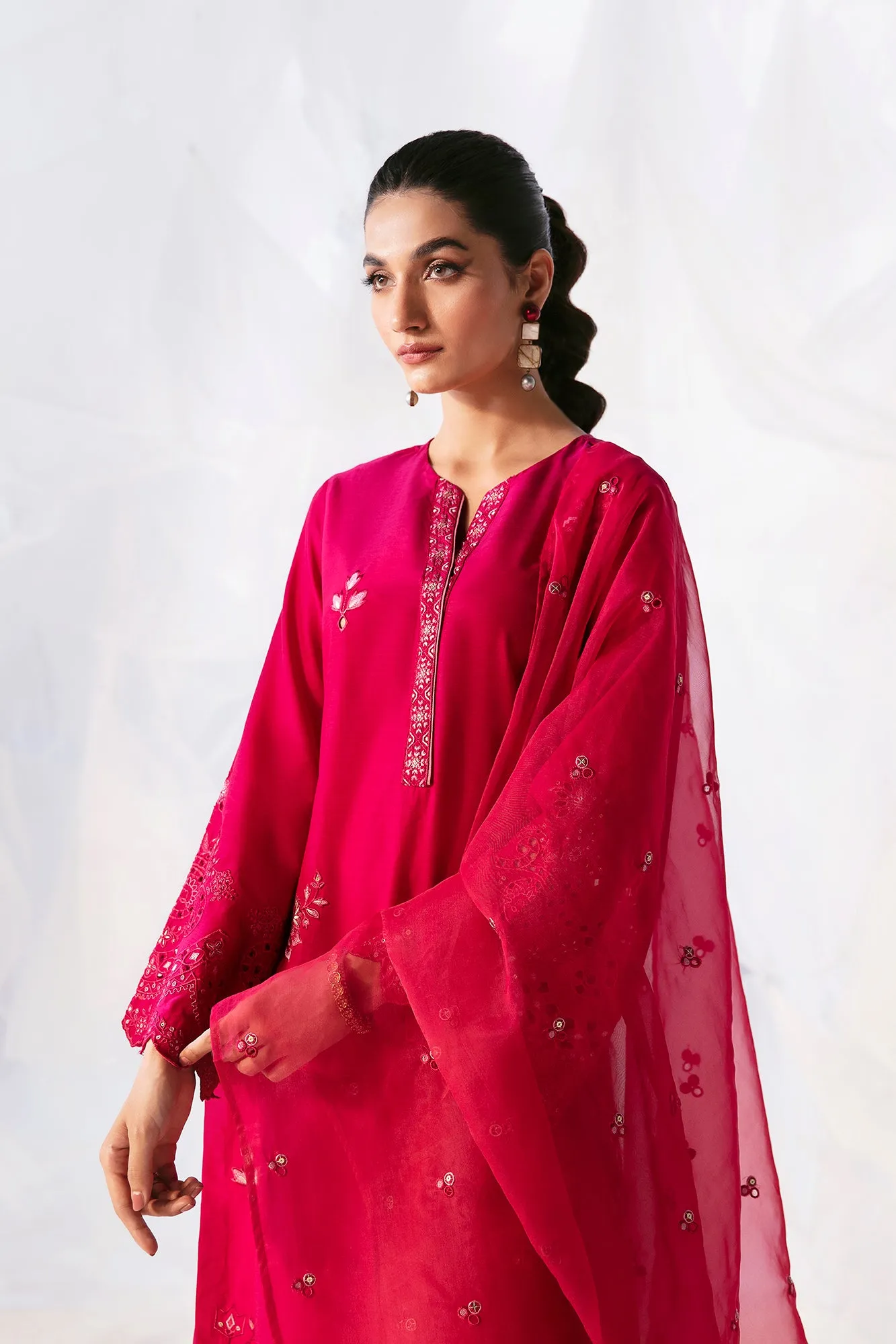 EMBROIDERED SUIT (E0506/104/404)