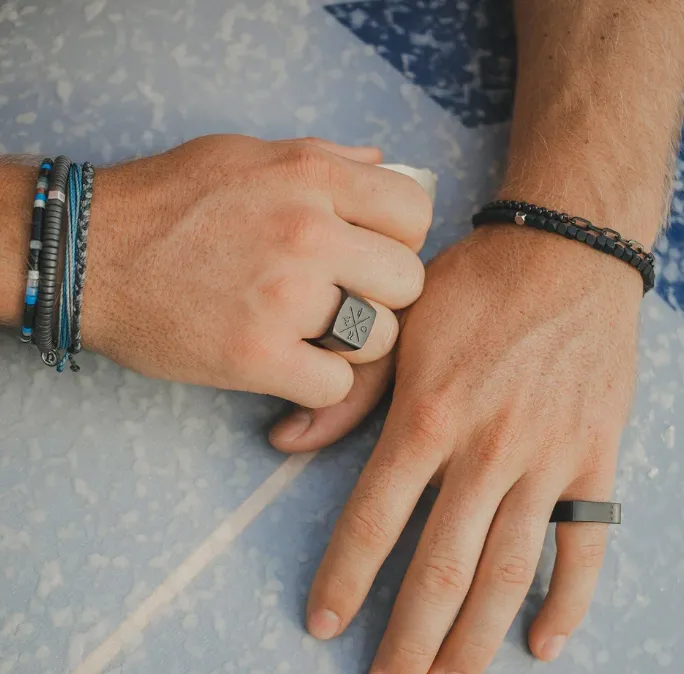 Mens Puravida Coated Hematite Stretch bracelet